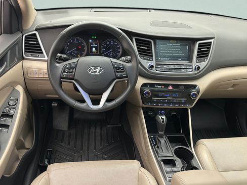 Used 2016 Hyundai Tucson Limited w/ Option Group 03 AWD/4WD image 12