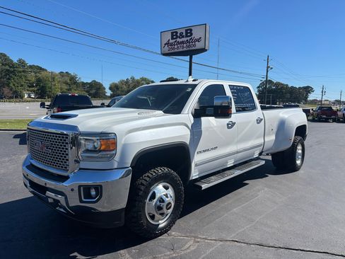 Used 2019 GMC Sierra 3500 Denali w/ Duramax Plus Package image 1