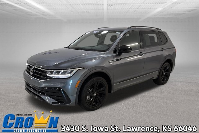 Certified 2024 Volkswagen Tiguan SE R-Line AWD/4WD image 1