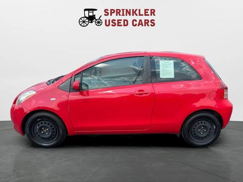 Used 2007 Toyota Yaris 2-Door Hatchback FWD image 7
