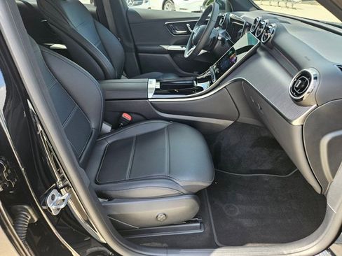 Certified 2026 Mercedes-Benz GLC 300 image 21