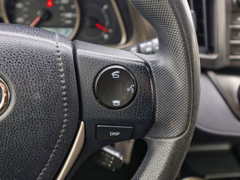 Used 2014 Toyota RAV4 LE image 20