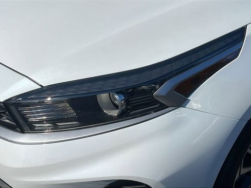 Used 2024 Kia Forte LXS image 7