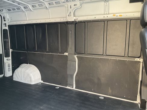Used 2023 RAM ProMaster 2500 FWD image 30