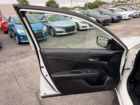 Used 2015 Honda Accord Sport image 11