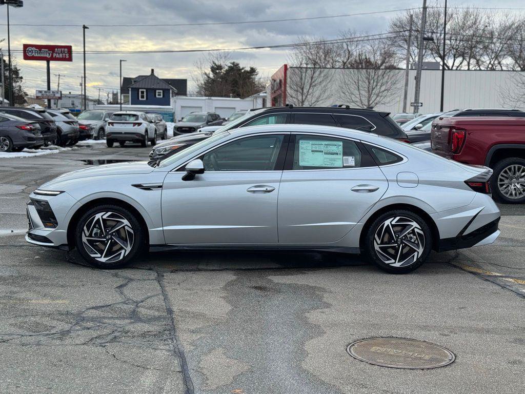 New 2026 Hyundai Sonata SEL AWD/4WD image 2