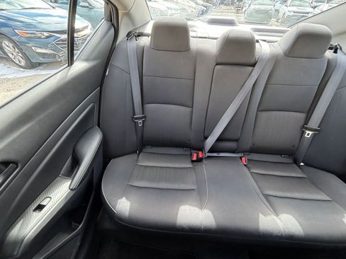 Used 2025 Nissan Altima 2.5 SV image 39