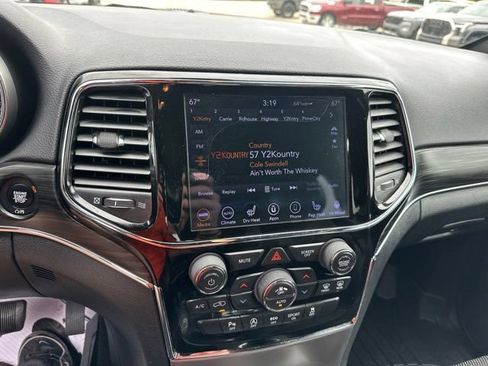 Used 2020 Jeep Grand Cherokee Limited w/ Luxury Group II AWD/4WD image 7