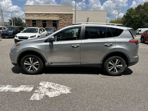 Used 2018 Toyota RAV4 XLE w/ Plus Extra Value Package FWD image 3