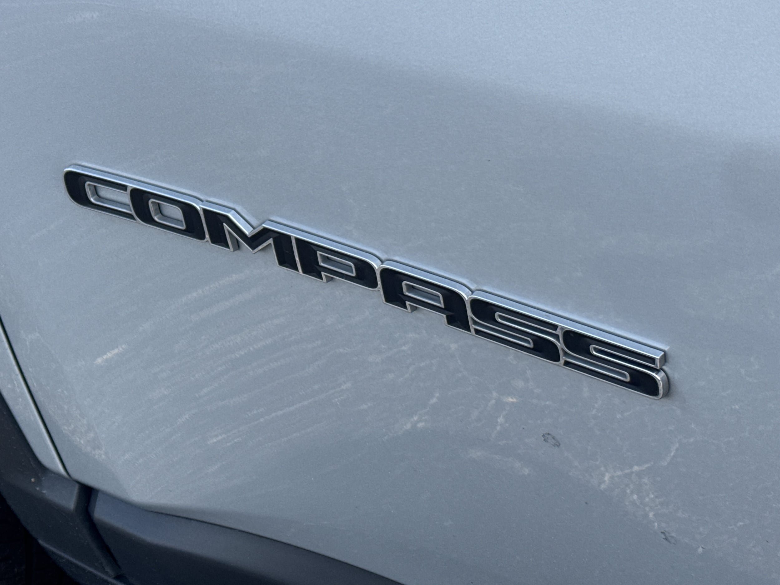 Used 2025 Jeep Compass Limited AWD/4WD image 15