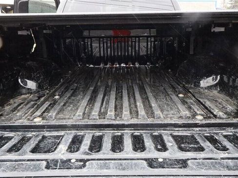 Used 2018 Toyota Tundra SR5 image 14