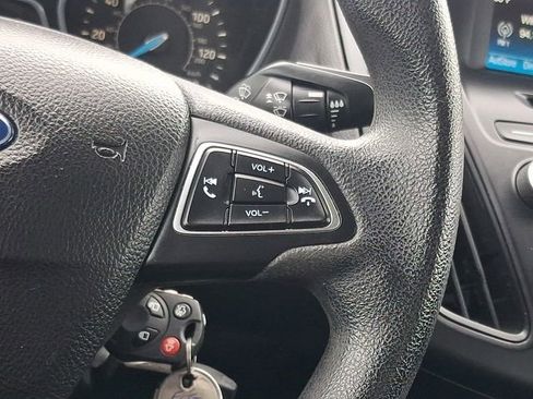 Used 2016 Ford Focus SE image 22