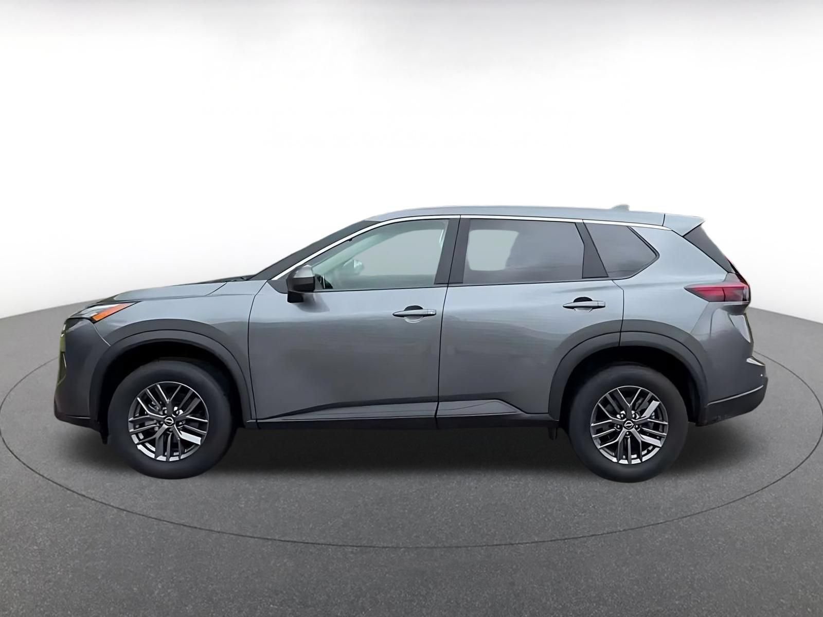 Used 2026 Nissan Rogue SV AWD/4WD image 8