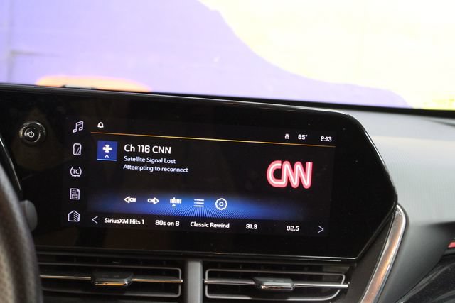 Used 2024 Chevrolet Trax RS w/ Sunroof Package FWD image 19