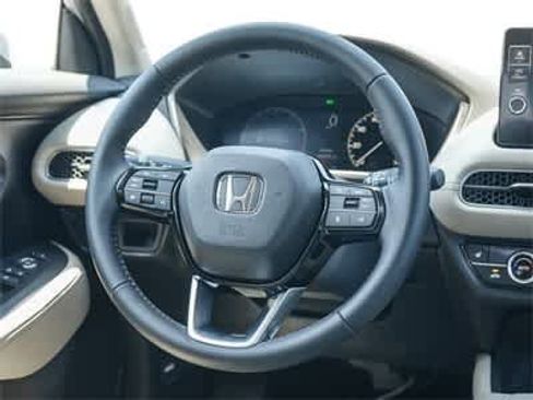 Used 2026 Honda HR-V EX-L image 11