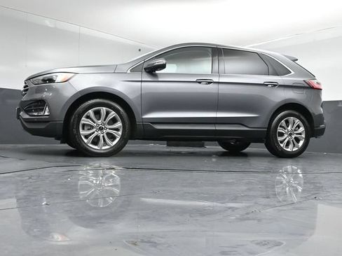 Certified 2024 Ford Edge Titanium AWD/4WD image 39