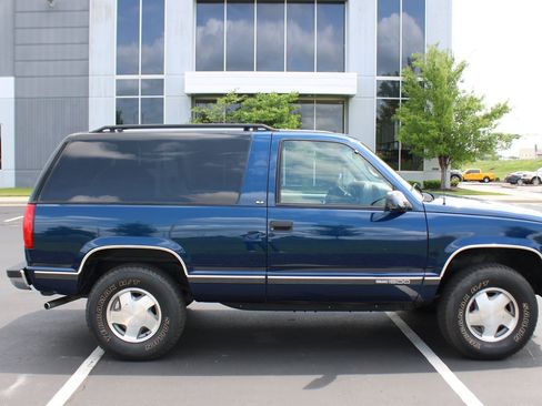 Used 1997 GMC Yukon 4WD 2-Door w/ Marketing Opt Pkg 2 image 35
