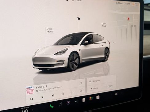 Used 2023 Tesla Model 3 Standard Range RWD image 16