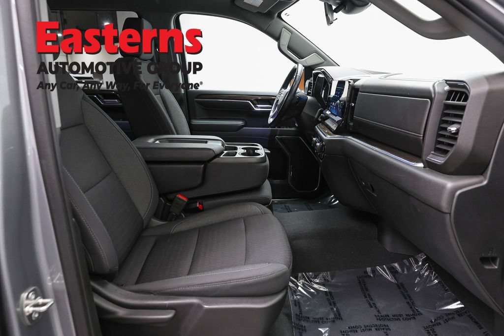 Used 2023 Chevrolet Silverado 1500 LT AWD/4WD image 27
