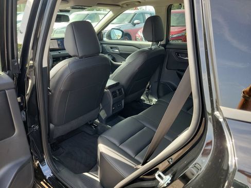 Certified 2024 Nissan Rogue SL w/ SL Premium Package FWD image 10