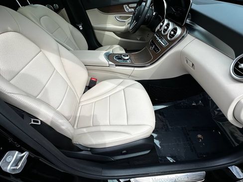 Certified 2021 Mercedes-Benz C 300 4MATIC Sedan image 15