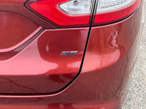 Used 2014 Ford Fusion SE image 13