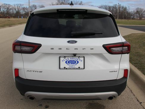 Used 2025 Ford Escape Active AWD/4WD image 5