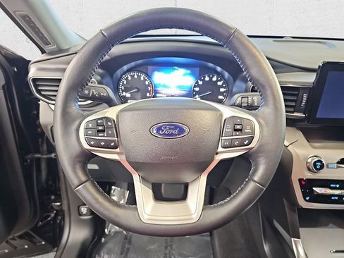 Used 2023 Ford Explorer XLT w/ Equipment Group 202A image 19