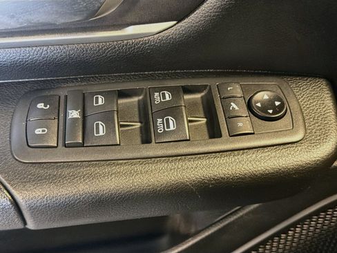 Used 2020 RAM 1500 Big Horn AWD/4WD image 15