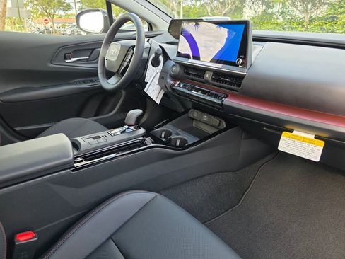 New 2026 Toyota Prius Plug-In Hybrid FWD image 13