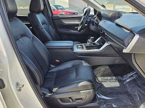 Used 2024 MAZDA CX-90 Plug-In Hybrid w/ Preferred AWD/4WD image 18