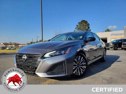 Used 2024 Nissan Altima 2.5 SV