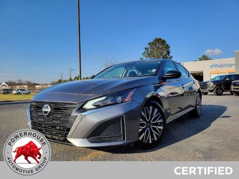 Used 2024 Nissan Altima 2.5 SV image 1