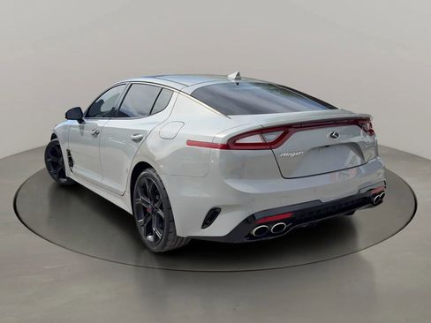Used 2018 Kia Stinger GT2 AWD/4WD image 3