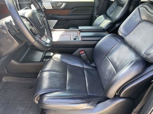 Used 2020 Lincoln Navigator L Reserve w/ Luxury Package AWD/4WD image 13