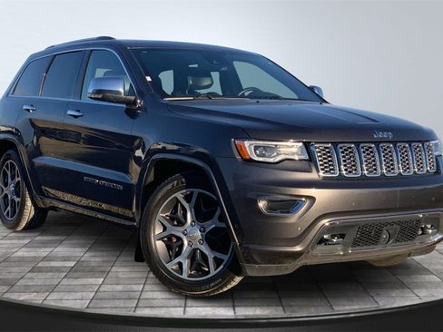 Used 2019 Jeep Grand Cherokee Overland image 3