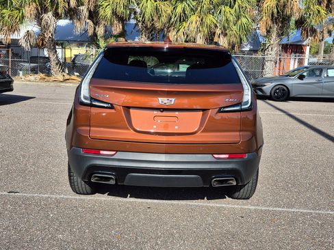 Used 2020 Cadillac XT4 Sport w/ Driver Awareness Package FWD image 5