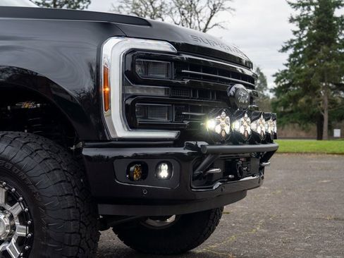 Used 2024 Ford F250 Platinum image 45