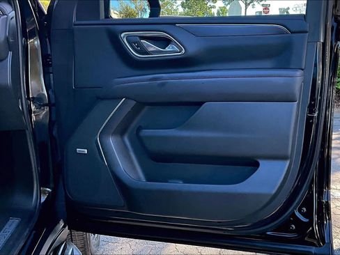 Used 2023 Chevrolet Tahoe RST image 26