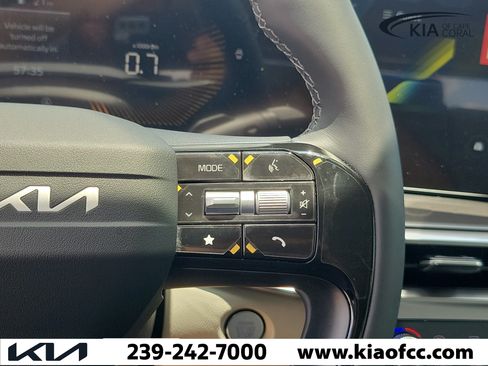 New 2026 Kia Sorento S FWD image 24