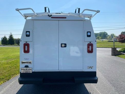 Used 2021 GMC Savana 3500 w/ Power Convenience Package RWD image 5