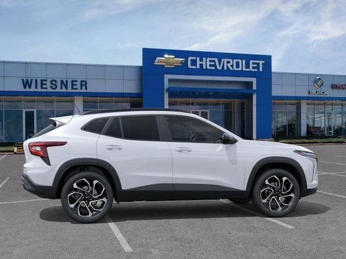 New 2026 Chevrolet Trax RS image 5