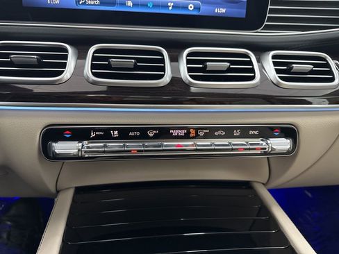 Used 2026 Mercedes-Benz GLS 450 4MATIC image 38