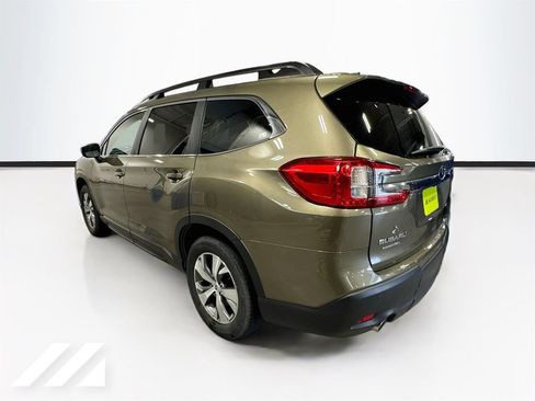 Used 2023 Subaru Ascent Premium w/ Convenience Package AWD/4WD image 7