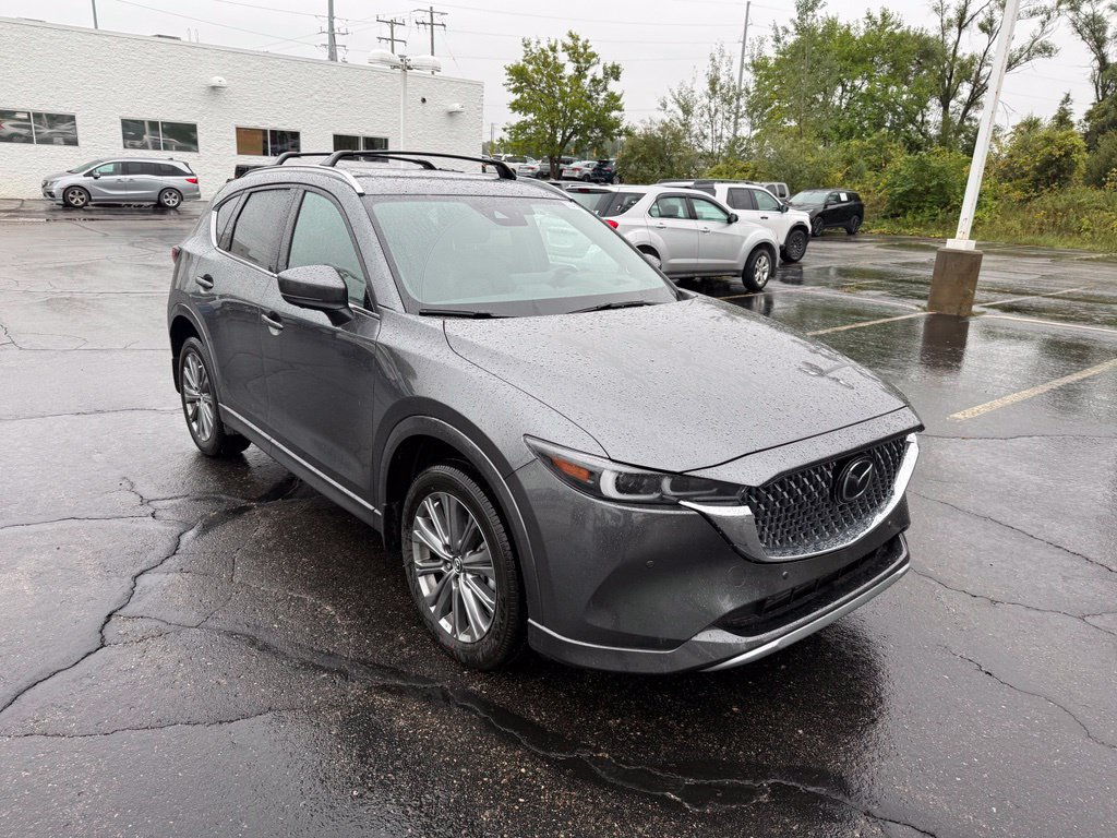 Used 2025 MAZDA CX-5 Signature AWD/4WD image 4