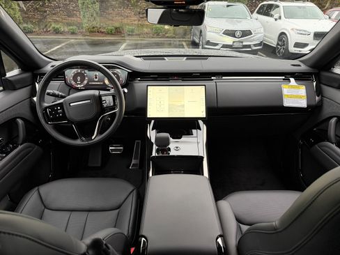 New 2026 Land Rover Range Rover Sport Dynamic SE image 17