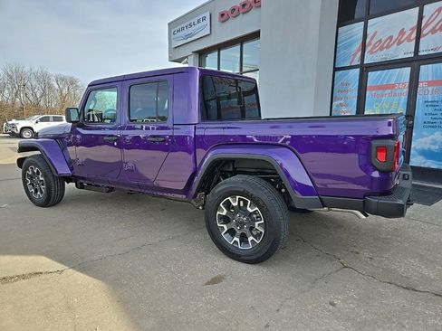 New 2026 Jeep Gladiator Sport image 6