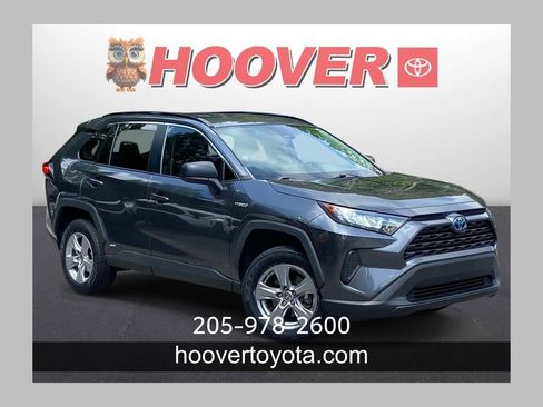 Used 2022 Toyota RAV4 LE AWD/4WD image 1