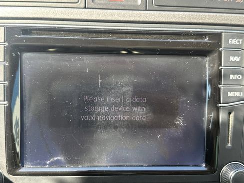 Used 2016 Volkswagen Tiguan SE FWD image 19