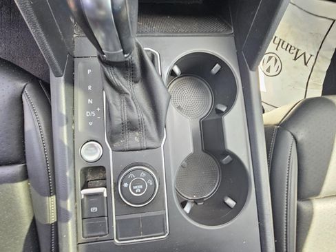 Used 2019 Volkswagen Atlas SE w/ Panoramic Sunroof Package AWD/4WD image 11